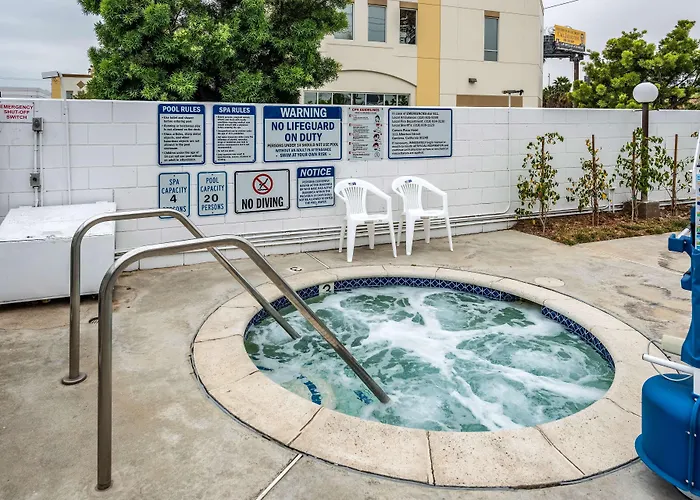 Motel 6-Gardena, Ca - South